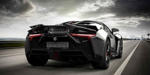 FENYR SUPERSPORT3.jpg