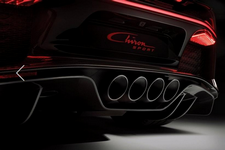 BUGATTI CHIRON DETALHE ESCAPE.png