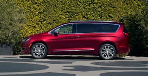 Chrysler Pacifica side.jpg