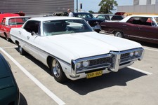 1968_Pontiac_Parisienne.jpg