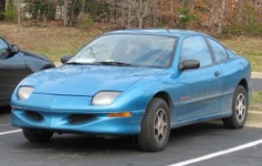 1999_Pontiac_Sunfire_coupe.jpg