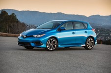 2016-Scion-iM-amag-promo.jpg