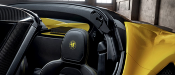 4 C SPIDER AMARELA INTERIOR.png