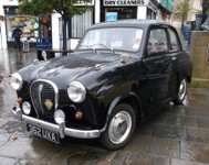 BMC_Austin_A35_at_RetroWarwick_2014.jpg