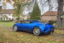 evora-gt4102.jpg