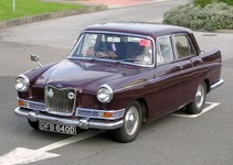 1280px-1965.riley.4slash72.arp.jpg